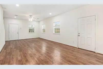 5007 Mallow Street #A, Houston, TX 77033 - Photo 3