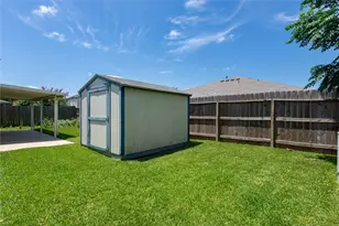 11014 Malden Dr, Houston, TX 77075 - Photo 17
