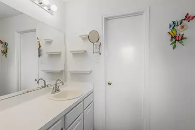 11014 Malden Drive, Houston, TX 77075 - Photo 15