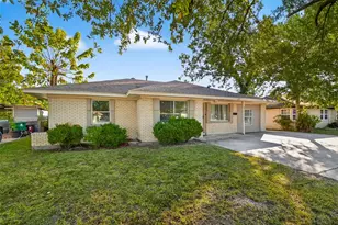 138 E Rocky Creek Rd, Houston, TX 77076 - Photo 13