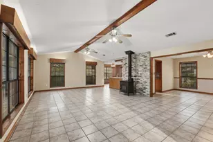 200 Cove View Dr, Trinity, TX 75862 - Photo 9