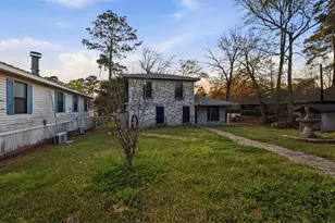 200 Cove View Dr, Trinity, TX 75862 - Photo 35