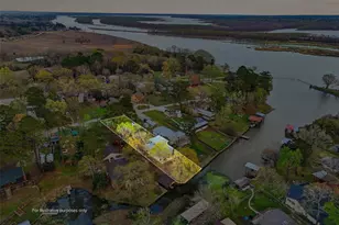 200 Cove View Dr, Trinity, TX 75862 - Photo 1