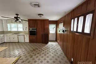 1314 S Azalea Dr, Tyler, TX 75701 - Photo 9