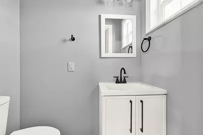 10705 Munn Street, Houston, TX 77029 - Photo 17