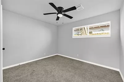 10705 Munn Street, Houston, TX 77029 - Photo 15