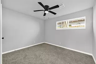 10705 Munn St, Houston, TX 77029 - Photo 15