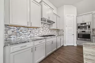 15410 Trumball Manor Dr, Humble, TX 77346 - Photo 9