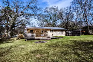 4407 Shady Ln, Huntsville, TX 77320 - Photo 21