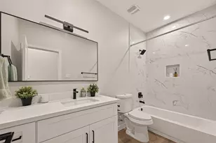 5408 Fairchild St St, Houston, TX 77028 - Photo 17