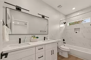 5408 Fairchild St St, Houston, TX 77028 - Photo 13