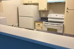 3055 SW Walnut Bend Ln, Houston, TX 77042 - Photo 9