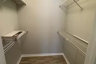 3055 SW Walnut Bend Ln, Houston, TX 77042 - Photo 5