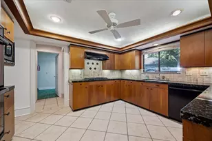 6 Gessner Rd, Houston, TX 77024 - Photo 15
