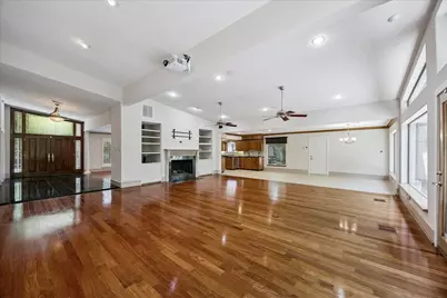 6 Gessner Road, Houston, TX 77024 - Photo 9