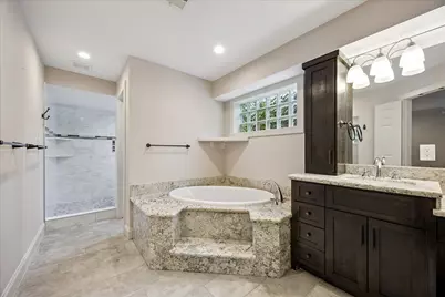 6 Gessner Road, Houston, TX 77024 - Photo 17