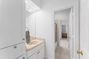 2222 Nantucket Dr, Houston, TX 77057 - Photo 25