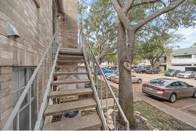 10733 Braes Bend Drive #10733, Houston, TX 77071 - Photo 3