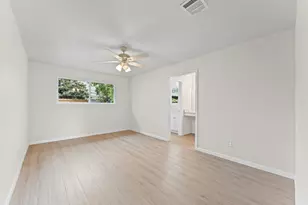 7303 Augustine Dr, Houston, TX 77036 - Photo 17