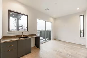 1104 W 9th St, Houston, TX 77007 - Photo 23