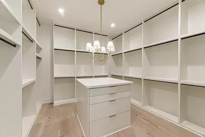 1104 W 9th Street, Houston, TX 77007 - Photo 17