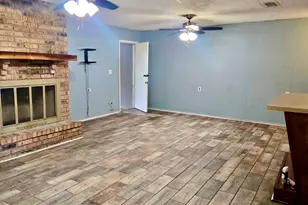 860 Bingman Dr, Beaumont, TX 77705 - Photo 5