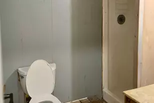 860 Bingman Dr, Beaumont, TX 77705 - Photo 11