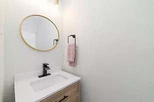 6503 Kury Ln, Houston, TX 77008 - Photo 25