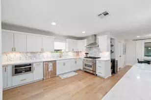 6503 Kury Ln, Houston, TX 77008 - Photo 5