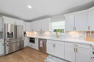 6503 Kury Ln, Houston, TX 77008 - Photo 7
