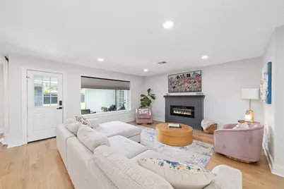 6503 Kury Lane, Houston, TX 77008 - Photo 11