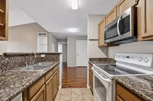 2121 Hepburn St, Houston, TX 77054 - Photo 7