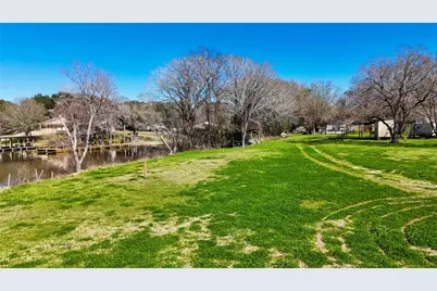 224 Steinback Avenue, Trinity, TX 75862 - Photo 9