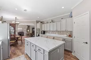 18611 Parker Rd, Cleveland, TX 77328 - Photo 13