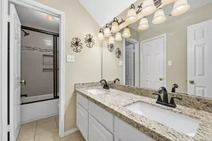 67 Driftoak Cir, The Woodlands, TX 77381 - Photo 33