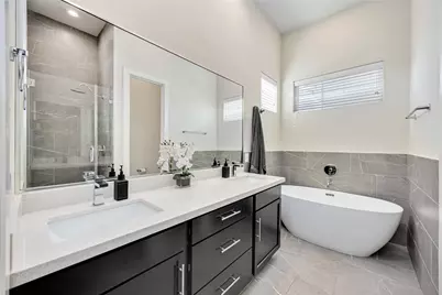 108 Knightsbridge Park Lane, Houston, TX 77018 - Photo 13