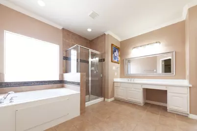 3206 Holly Thicket Drive, Houston, TX 77042 - Photo 25