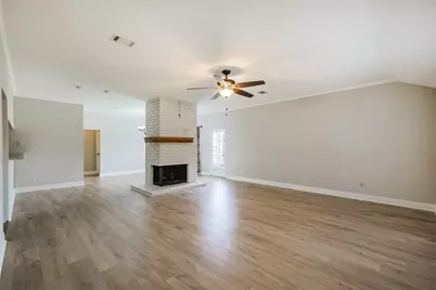 2315 Cunningham Drive, Pearland, TX 77581 - Photo 3