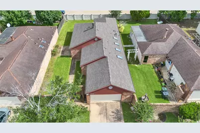 13106 Worthington Street, Sugar Land, TX 77478 - Photo 3