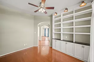 2923 Humble Dr, Manvel, TX 77578 - Photo 5
