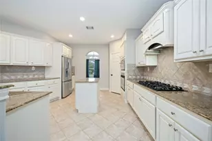 1402 Chapparal Crossing, League City, TX 77573 - Photo 11