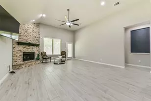 2982 Austin Breeze Ln, League City, TX 77573 - Photo 7