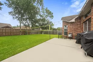 3010 Auburn Creek Ln, League City, TX 77573 - Photo 35