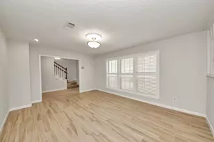 839 Longview Dr, Sugar Land, TX 77478 - Photo 11