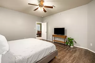 8016 N Tarrytown Crossing Dr, Conroe, TX 77304 - Photo 11