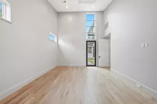 603 E 26th St, Houston, TX 77008 - Photo 29