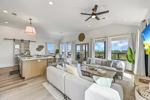 4110 Isla Del Sol, Galveston, TX 77554 - Photo 9