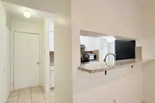 6701 Sands Point Dr, Houston, TX 77074 - Photo 5