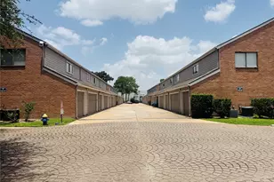 6701 Sands Point Dr, Houston, TX 77074 - Photo 35