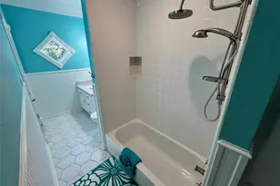 341 Lasso St, Angleton, TX 77515 - Photo 45